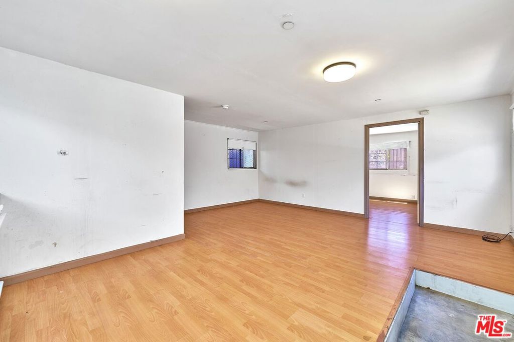 1522 Crenshaw Boulevard Property Photo 13