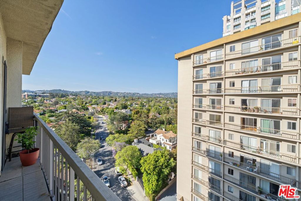10751 Wilshire Boulevard 1206 Property Photo 15
