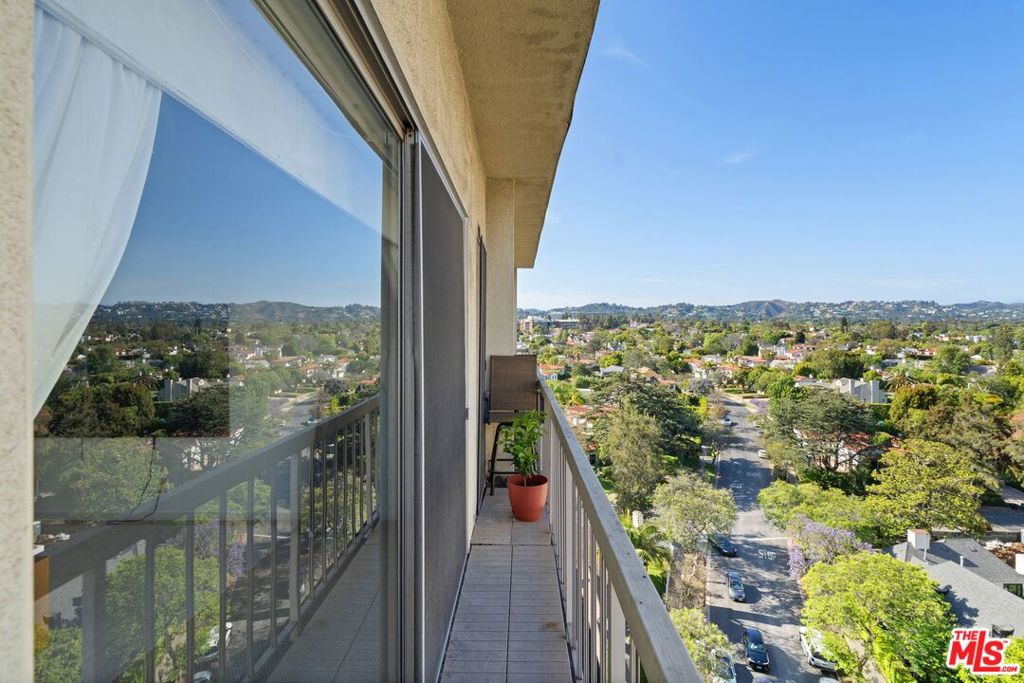 10751 Wilshire Boulevard 1206 Property Photo 16