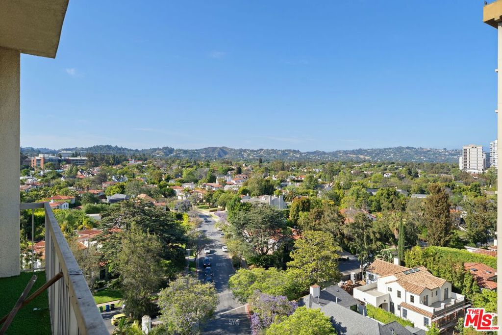 10751 Wilshire Boulevard 1206 Property Photo 18