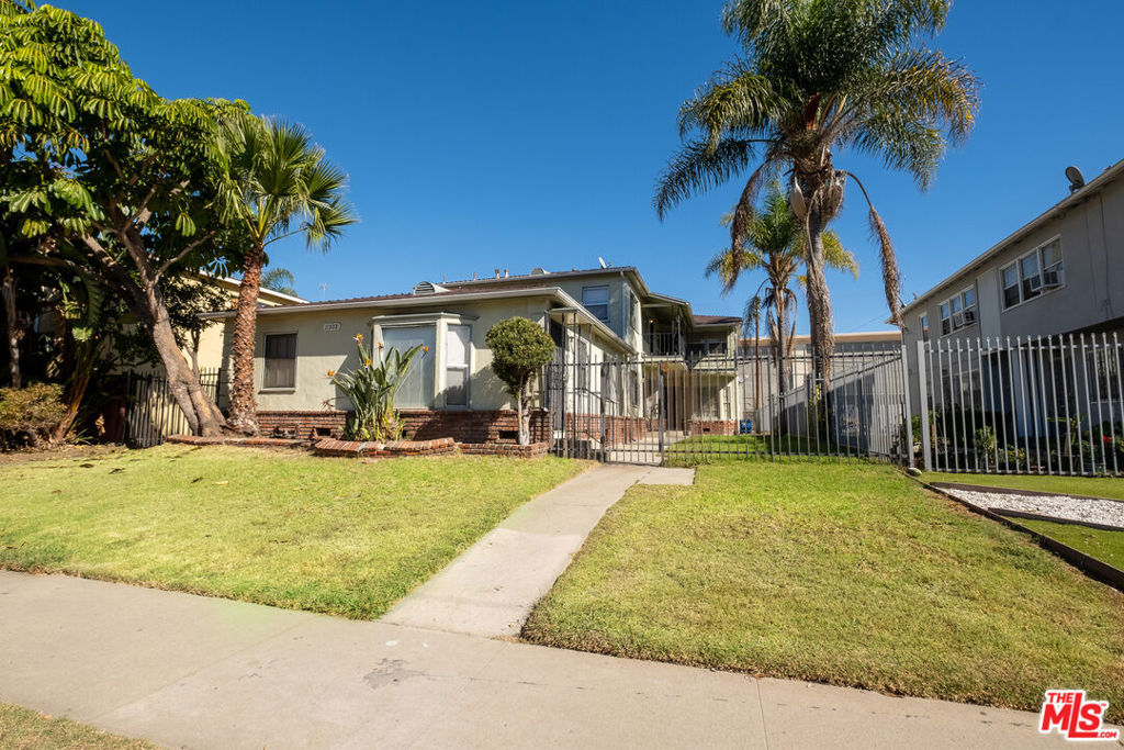 11508 Simms Avenue Property Photo 1