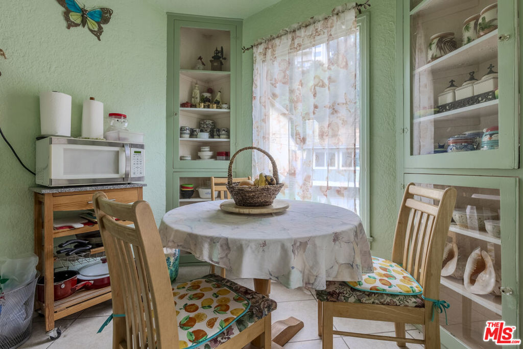 2251 Moss Avenue Property Photo 10