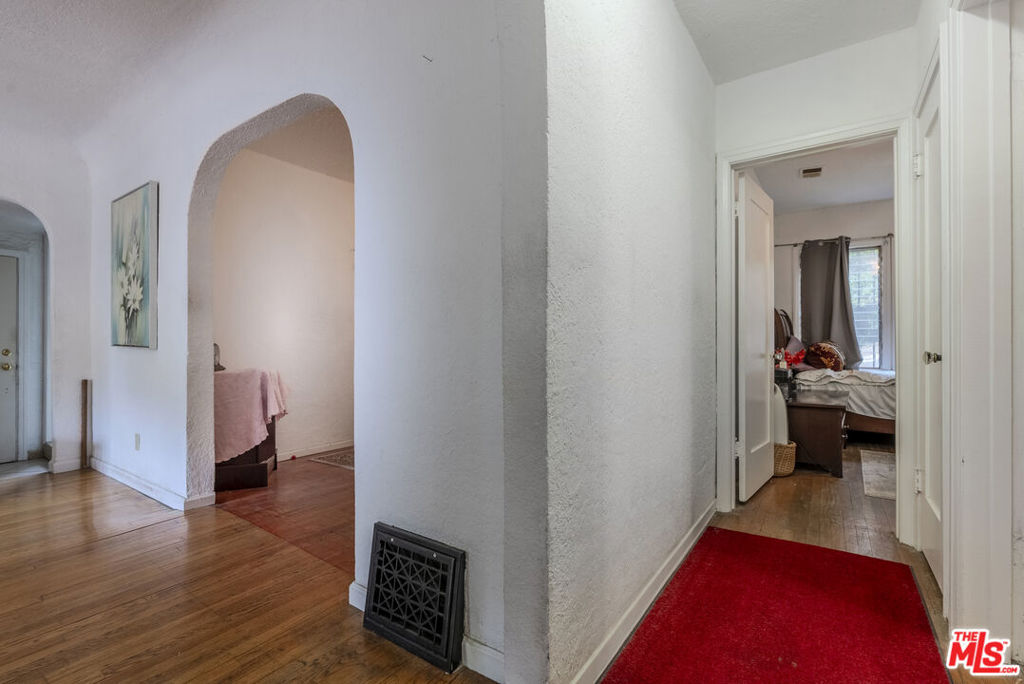 2251 Moss Avenue Property Photo 14