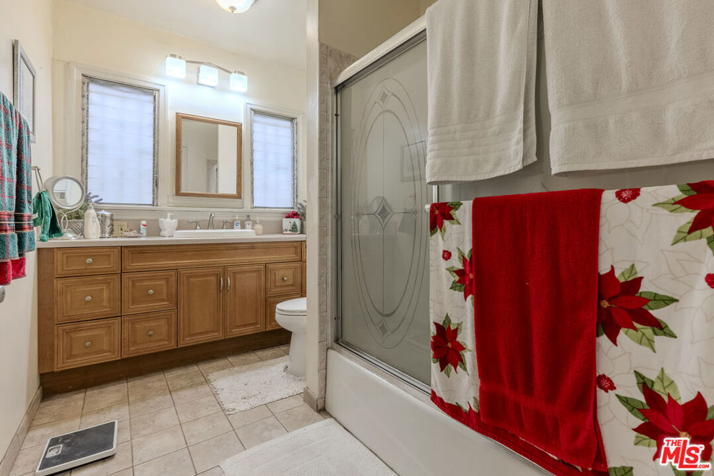 2251 Moss Avenue Property Photo 18