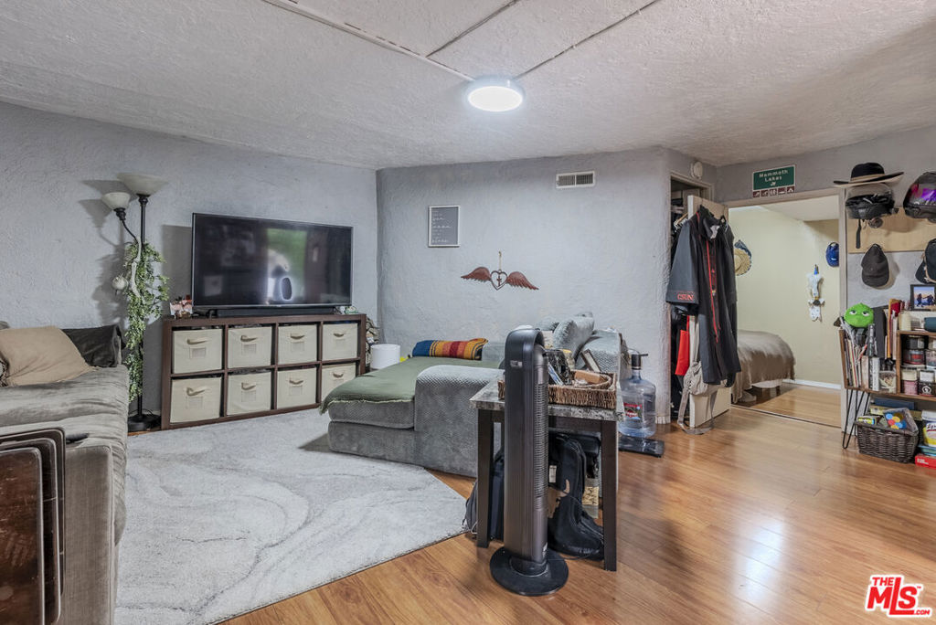 2251 Moss Avenue Property Photo 21