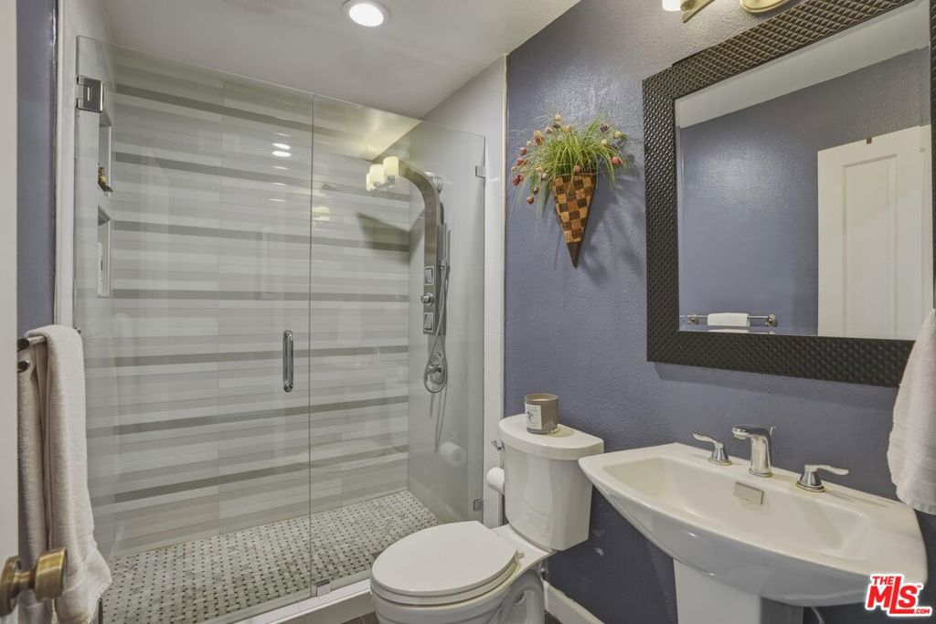 29061 Saddlebrook Drive Property Photo 21