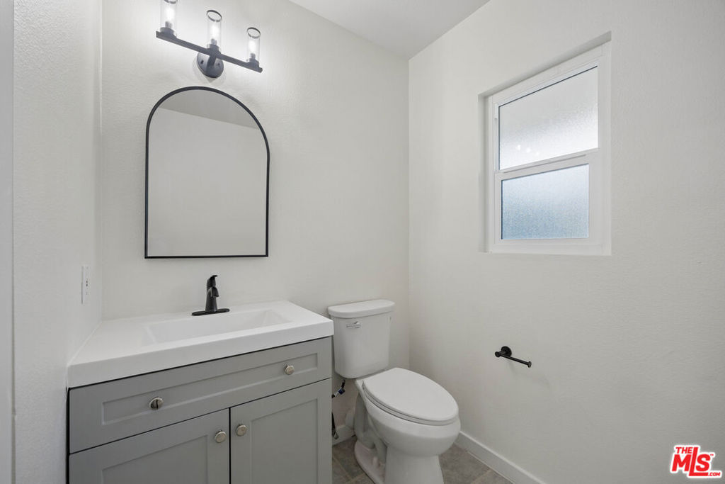 1457 E Chapman Avenue Property Photo 24