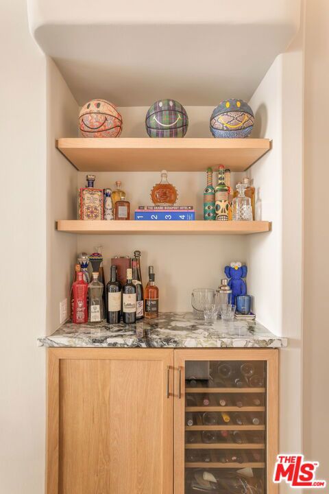 930 N Doheny Drive 103 Property Photo 5