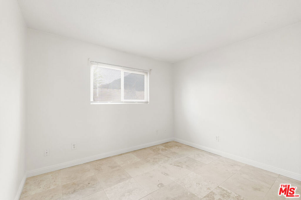 3682 Nile Street 3 Property Photo 18