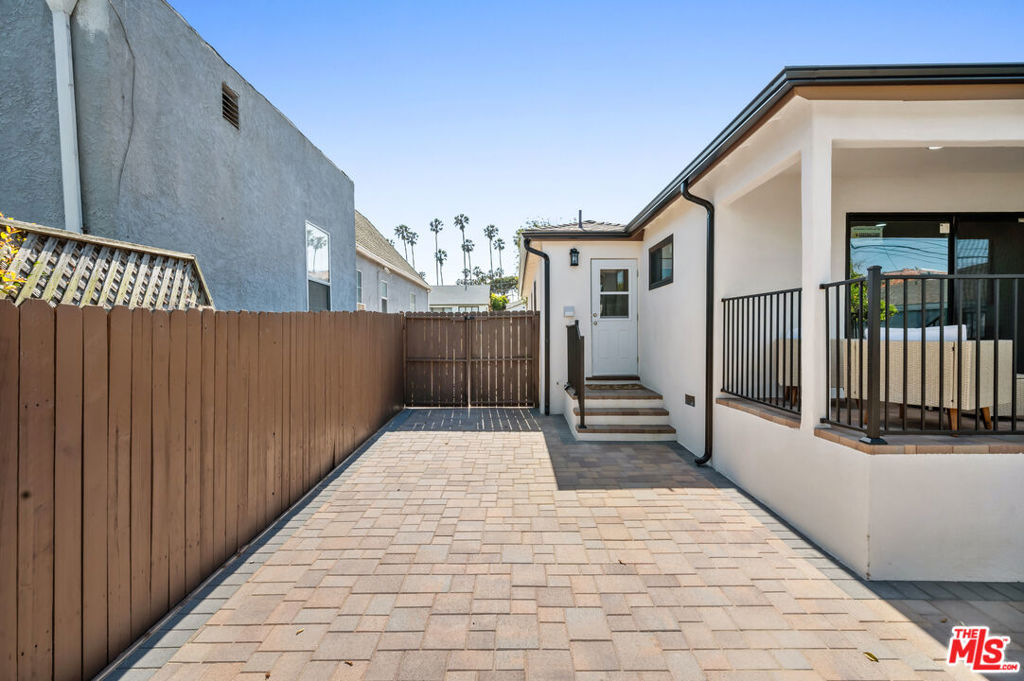 5124 Hillcrest Drive Property Photo 43