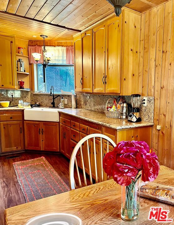 1668 State Highway 2 Property Photo 4