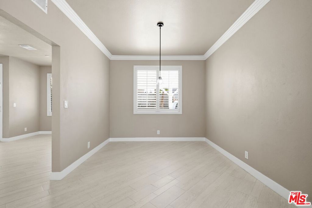 38855 Calistoga Street Property Photo 34
