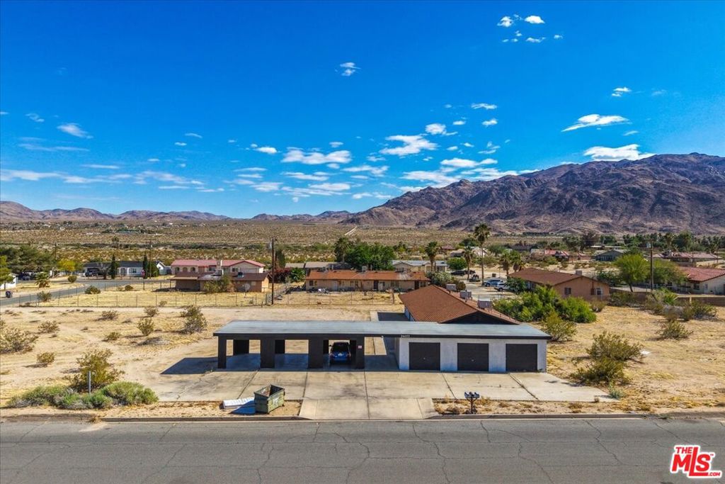 74077 Cactus Drive Property Photo 6