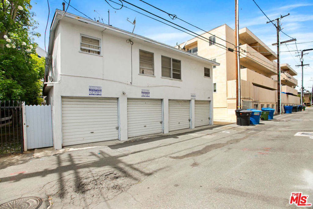 1127 5th Street Property Photo 7