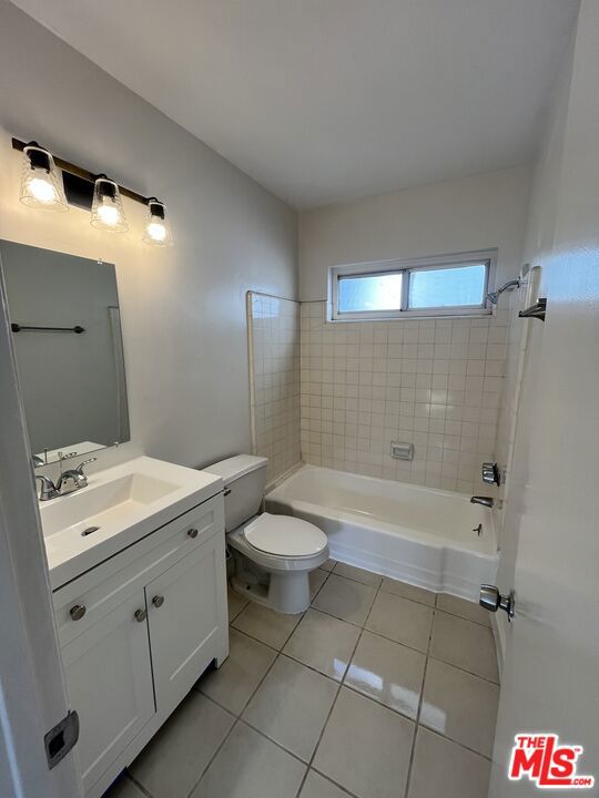 1132 S Oxford Avenue Property Photo 14