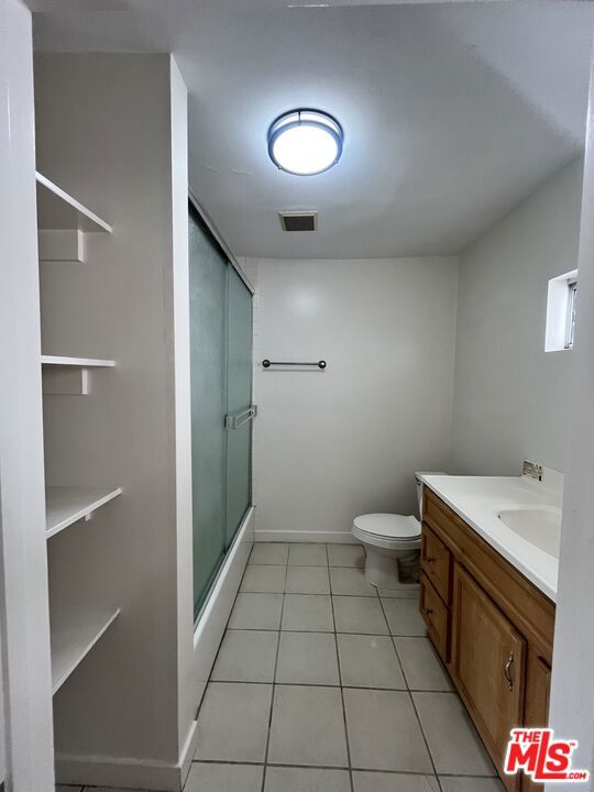 1132 S Oxford Avenue Property Photo 16