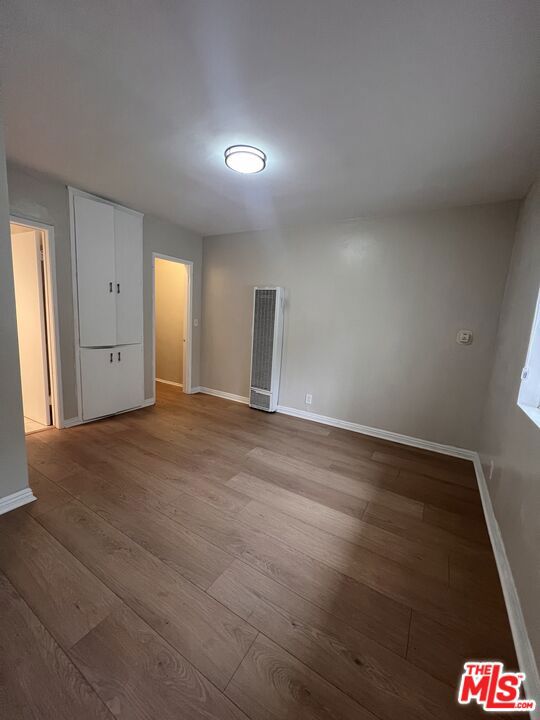 1132 S Oxford Avenue Property Photo 20