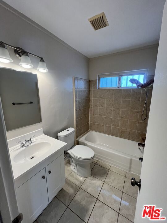 1132 S Oxford Avenue Property Photo 24