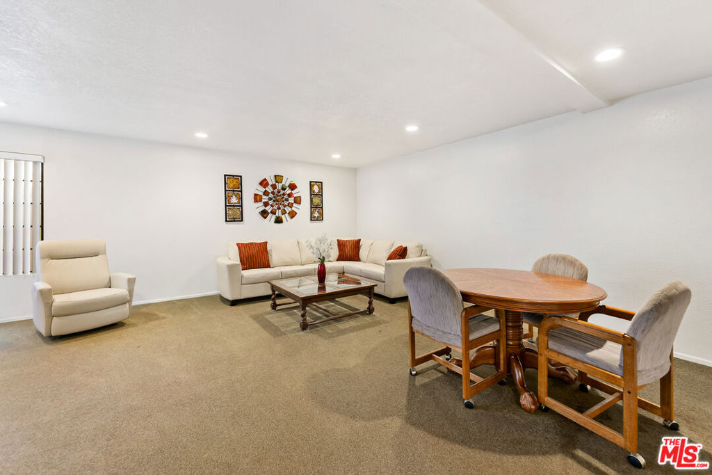 441 E San Jose Avenue 209 Property Photo 37