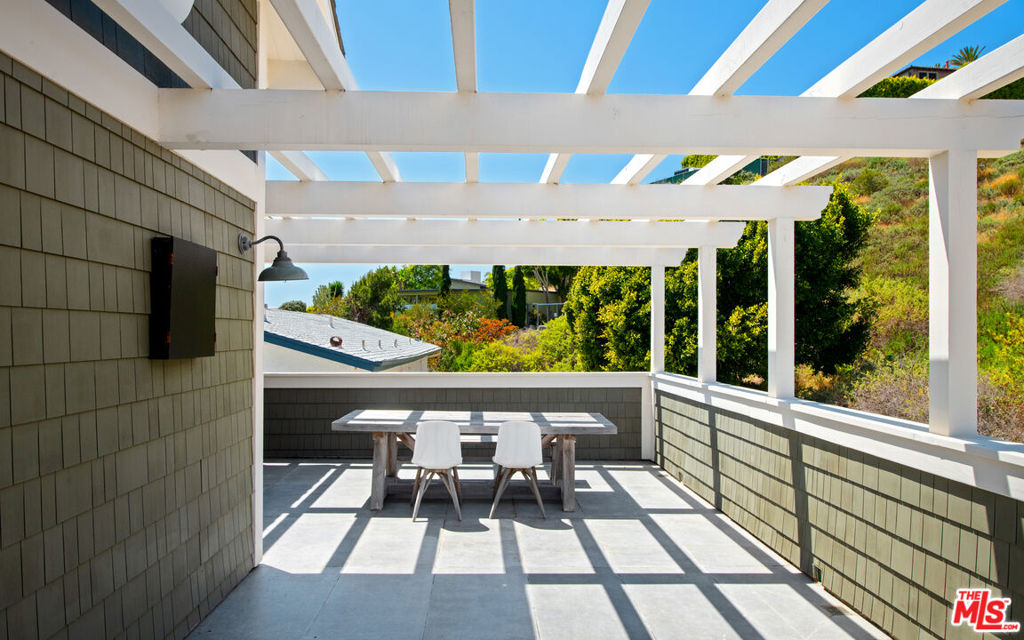 25157 Malibu Road Property Photo 20