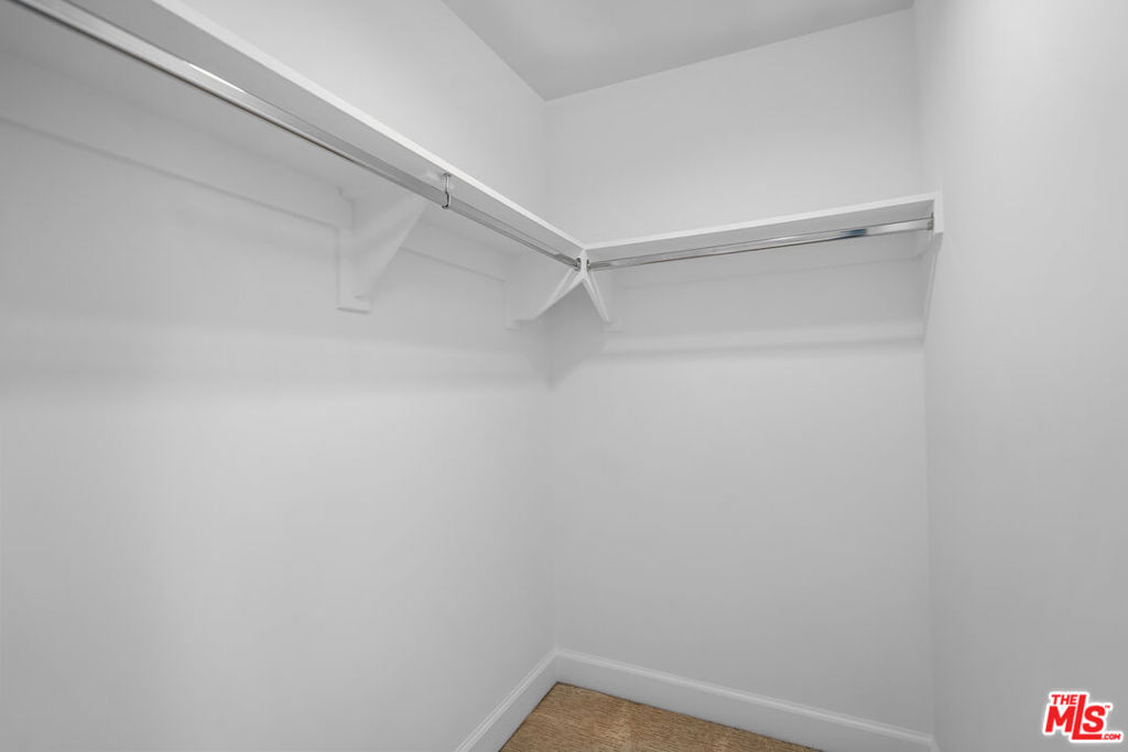 900 W Olympic Boulevard 37e Property Photo 29
