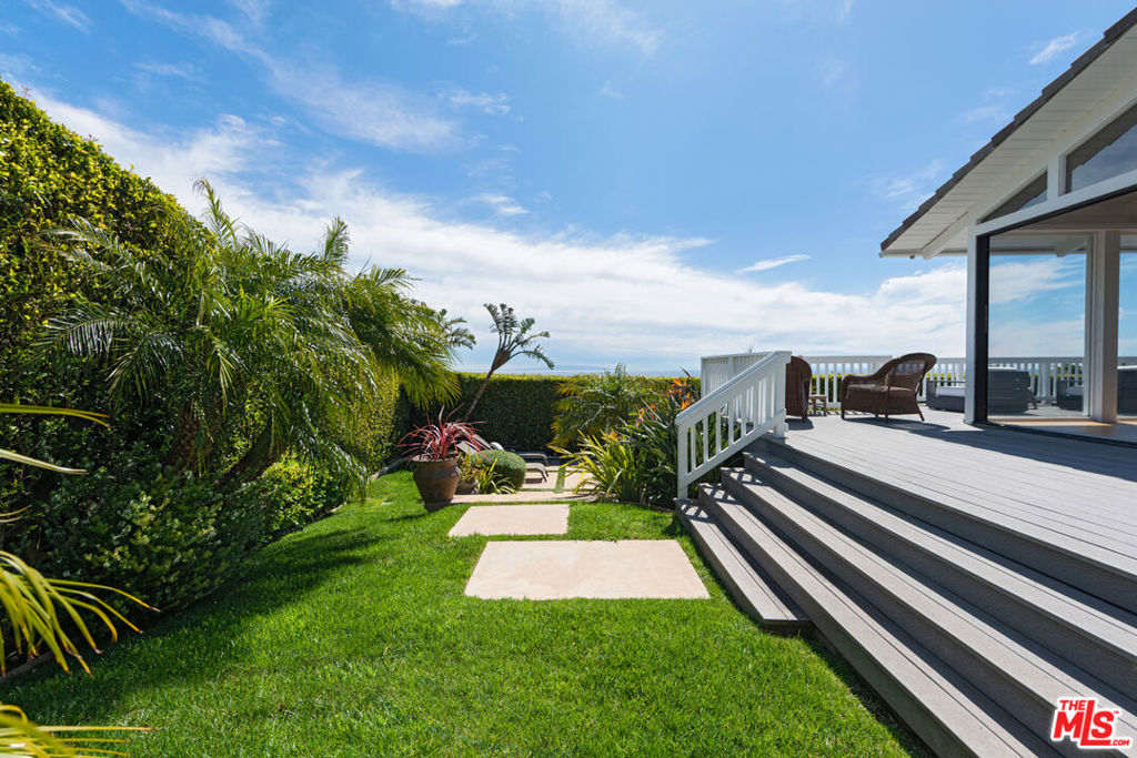 23901 Malibu Knolls Road Property Photo 14