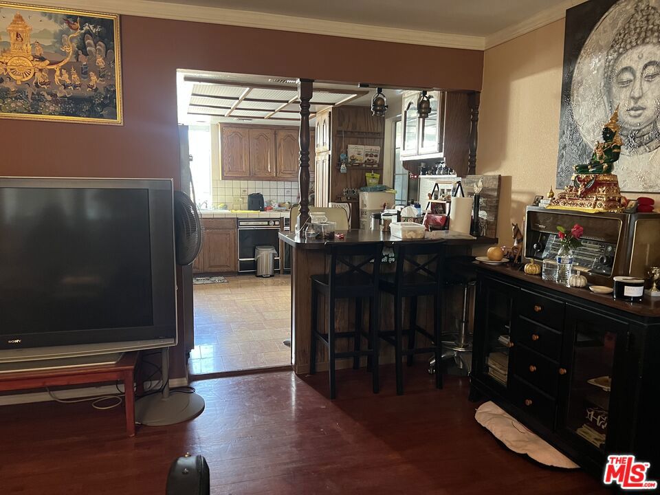 9278 Kewen Avenue Property Photo 9