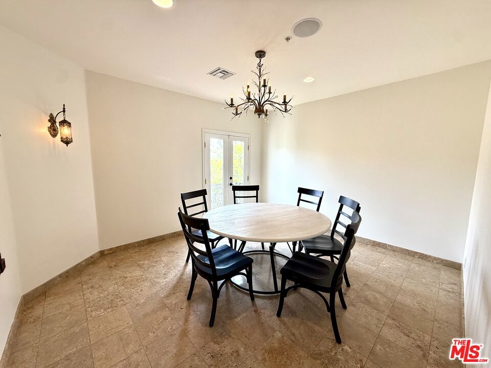 10827 Pacific View Drive Property Photo 25