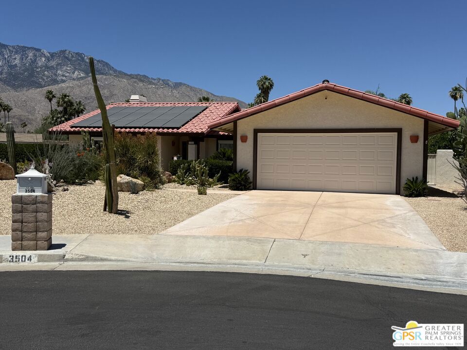 3504 Las Pampas Way Property Photo 2