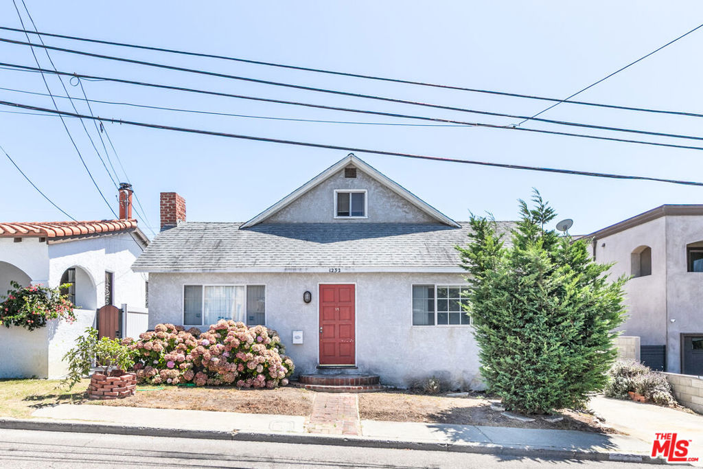 1232 1st Street Property Photo 1