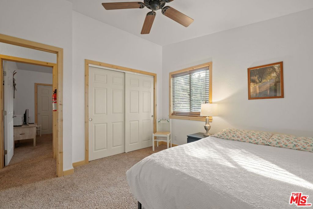 1037 H Lane Property Photo 16