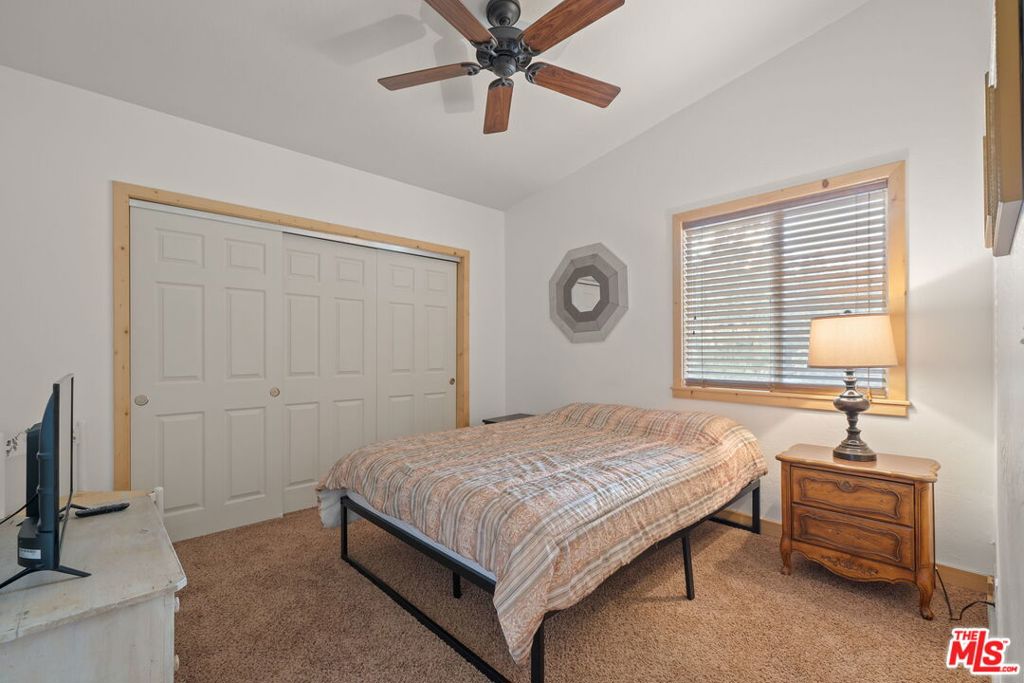 1037 H Lane Property Photo 18