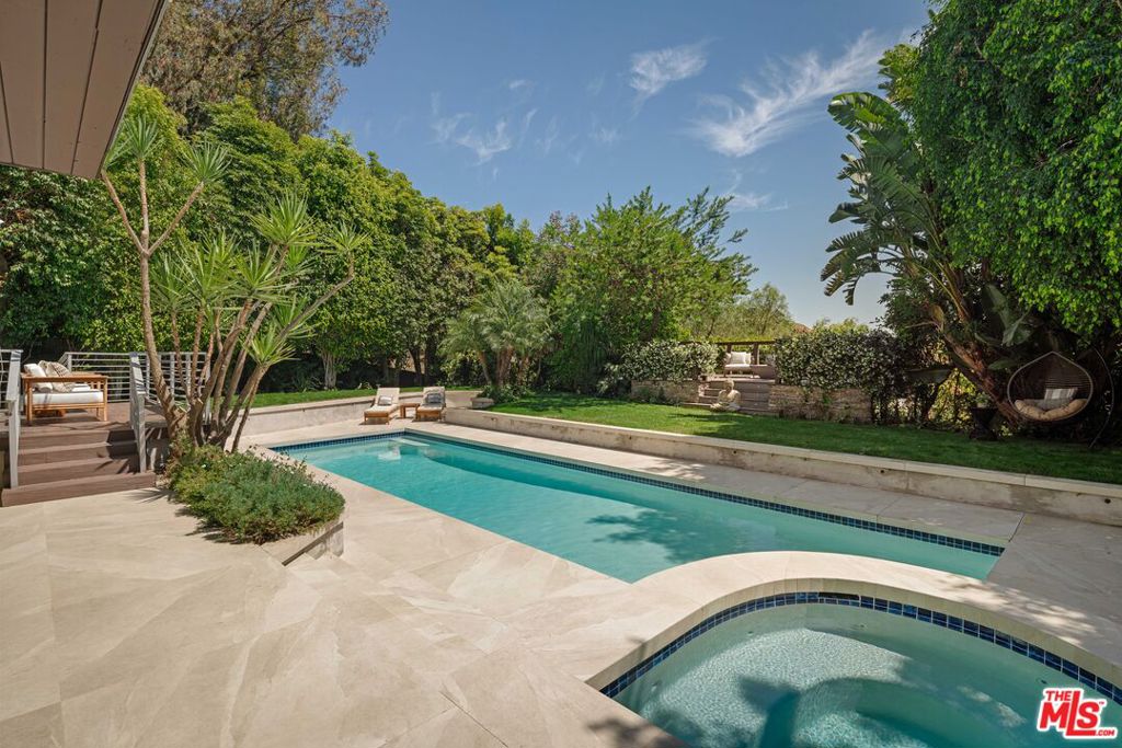 3084 Franklin Canyon Drive Property Photo 15