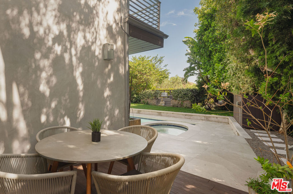 3084 Franklin Canyon Drive Property Photo 33