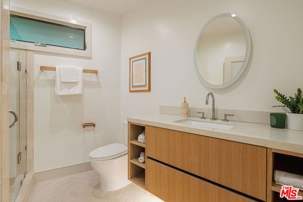 3084 Franklin Canyon Drive Property Photo 42