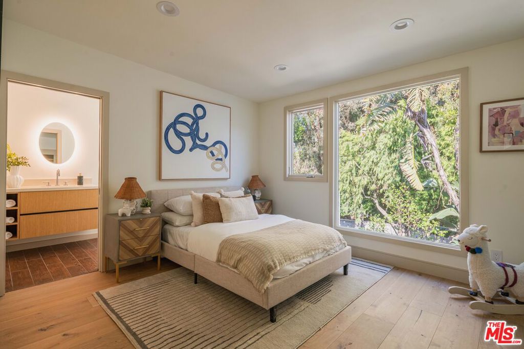 3084 Franklin Canyon Drive Property Photo 45