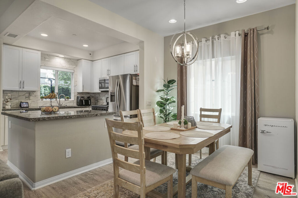 22755 Walnut Park Lane Property Photo 8
