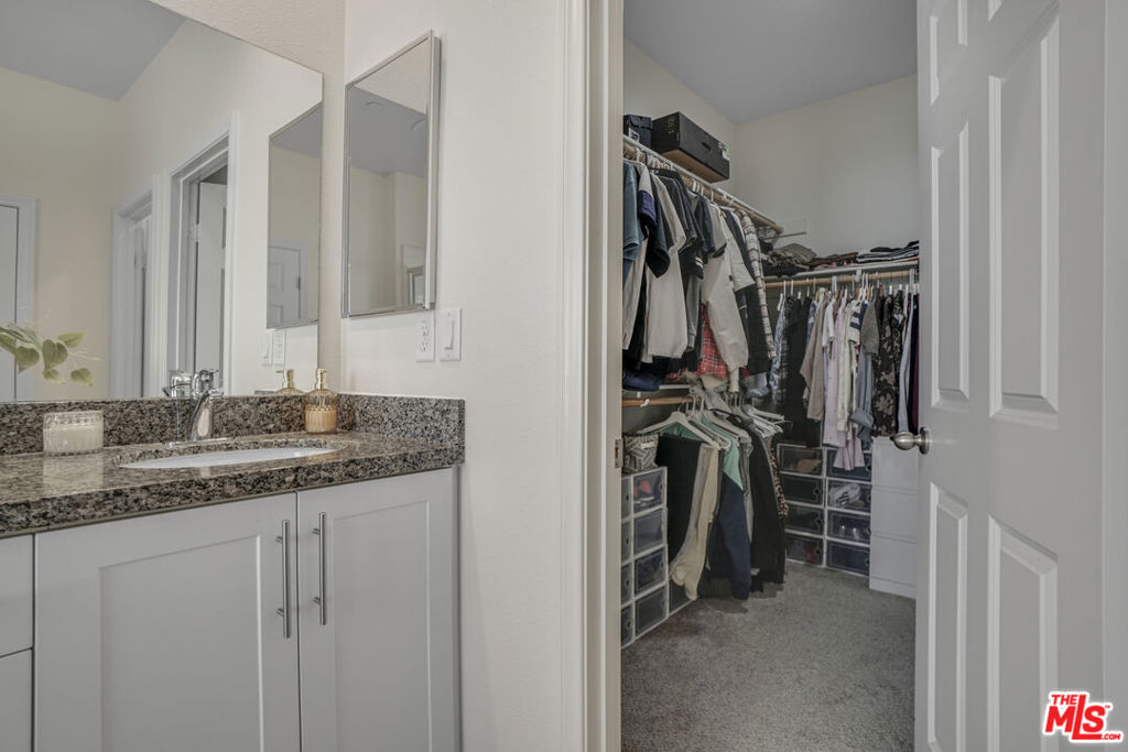 22755 Walnut Park Lane Property Photo 16