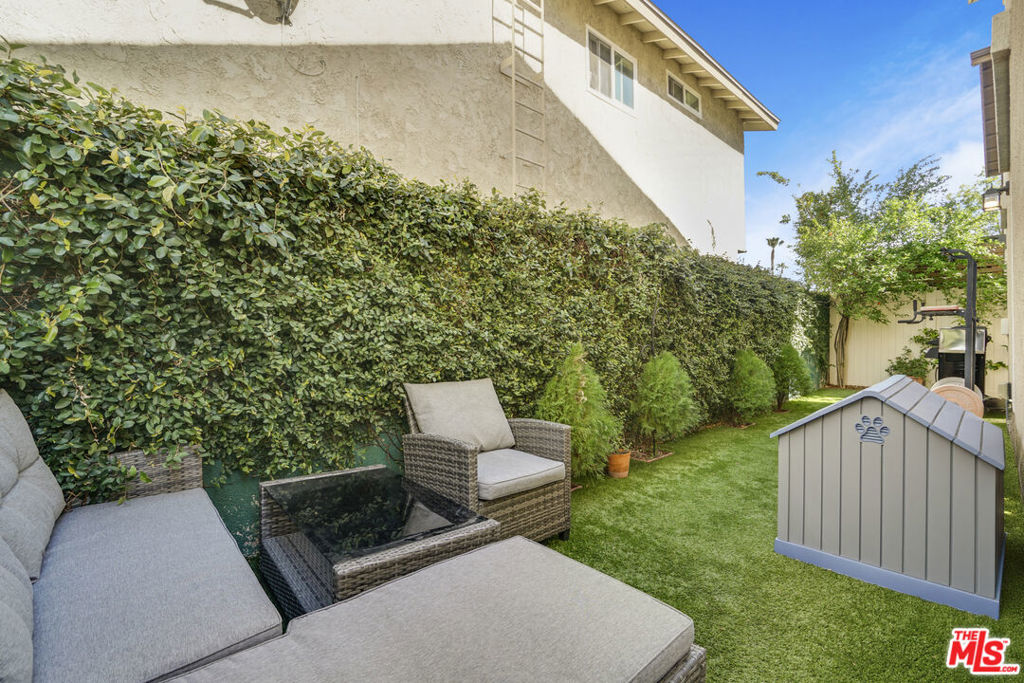 22755 Walnut Park Lane Property Photo 19