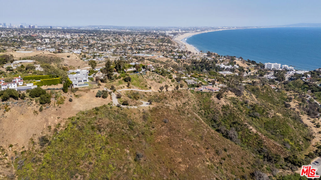 646 Paseo Miramar Property Photo 4