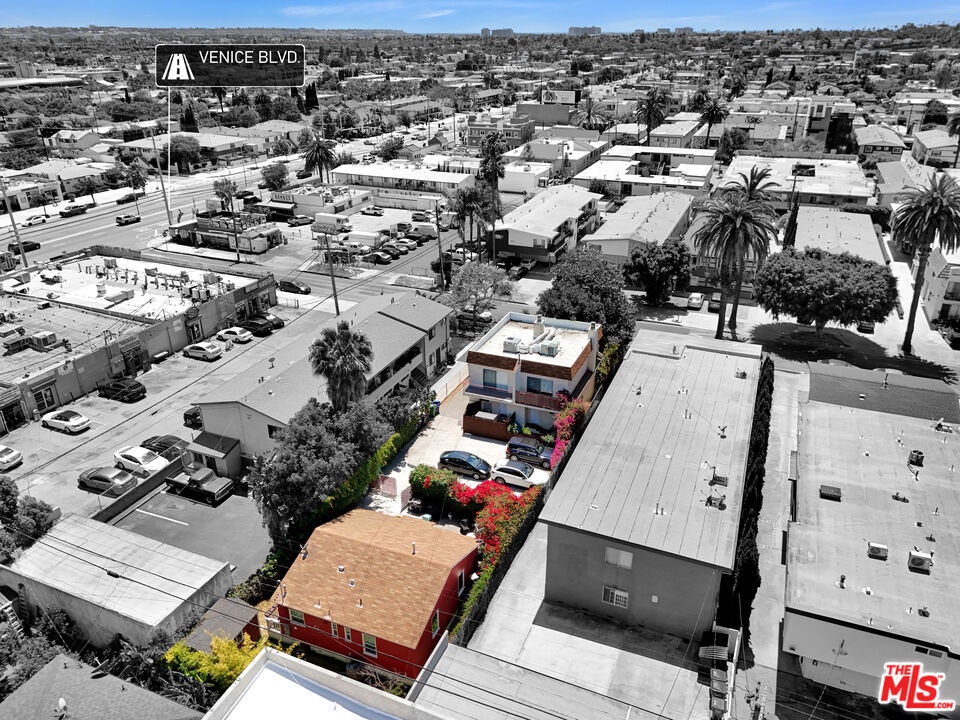3754 Westwood Boulevard Property Photo 1