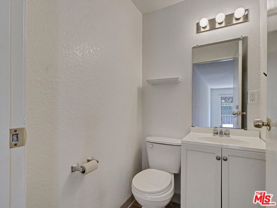 3754 Westwood Boulevard Property Photo 19