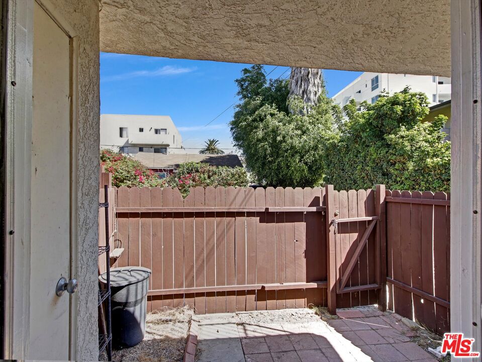 3754 Westwood Boulevard Property Photo 20