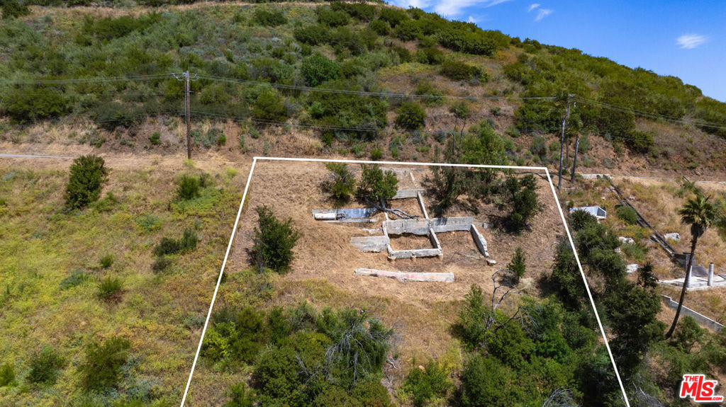 4015 Latigo Canyon Road Property Photo 17