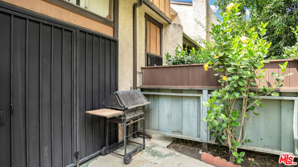 13567 Valerio Street C Property Photo 31