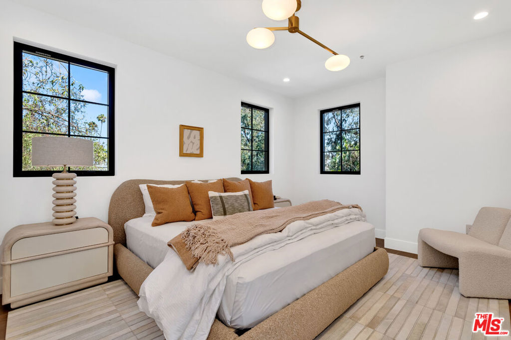 8671 Clifton Way Property Photo 46