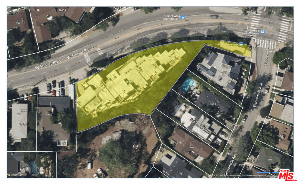 16450 W Sunset Boulevard Property Photo 1