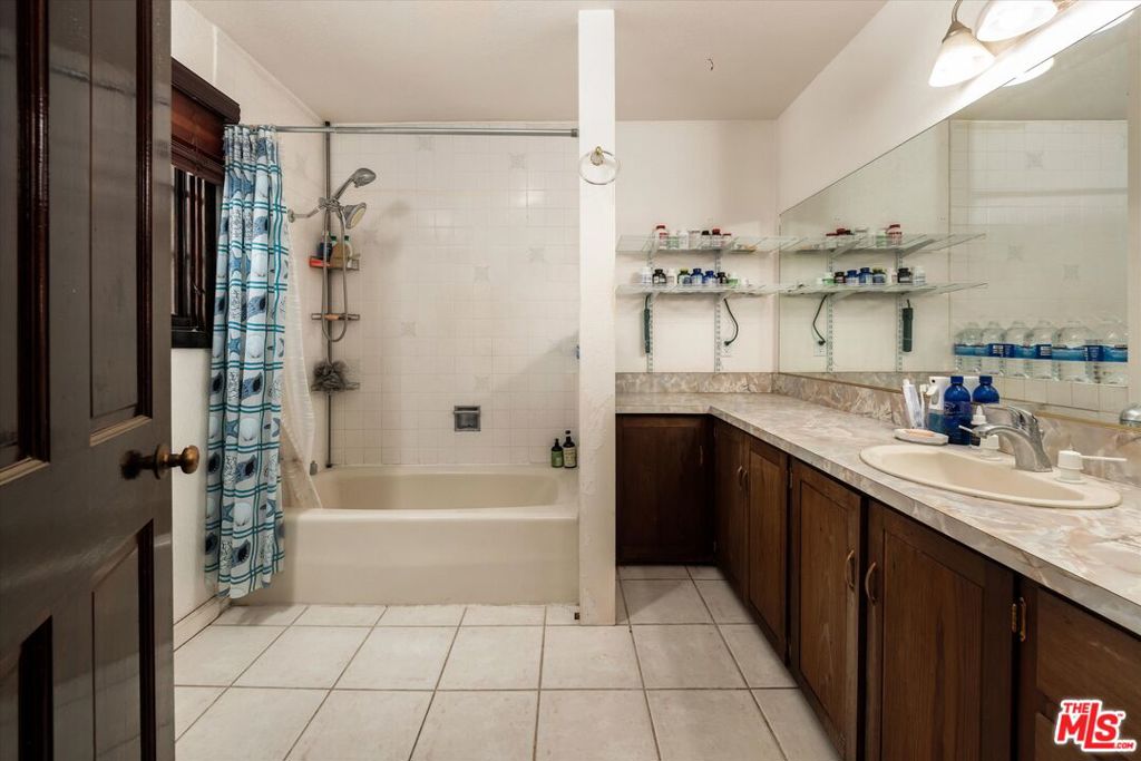 1551 Meadowvale Road Property Photo 22