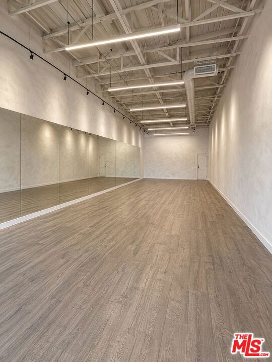 11059 Ventura Boulevard Property Photo 2