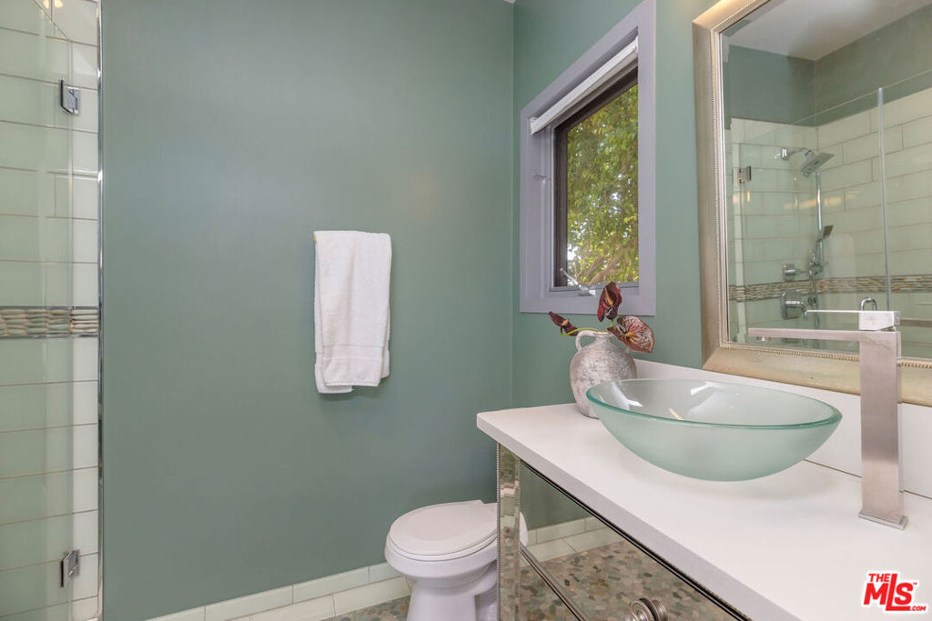 11955 Pinnacle Place Property Photo 33